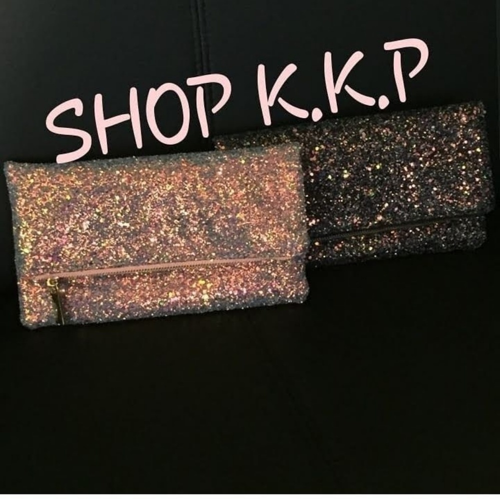 Sparkling Clutches
